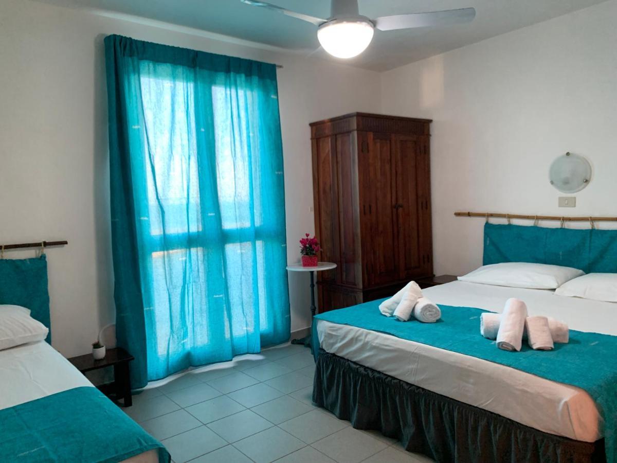 La Bussola Otel Porto Palo Dış mekan fotoğraf