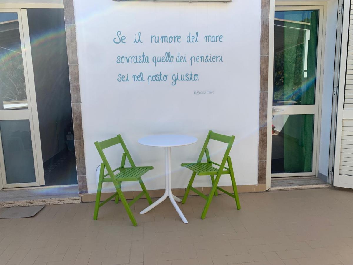 La Bussola Otel Porto Palo Dış mekan fotoğraf