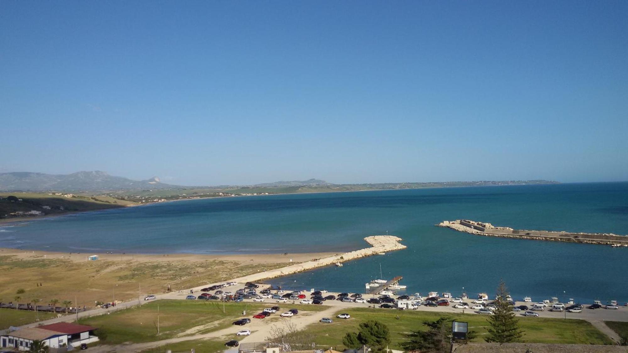 La Bussola Otel Porto Palo Dış mekan fotoğraf